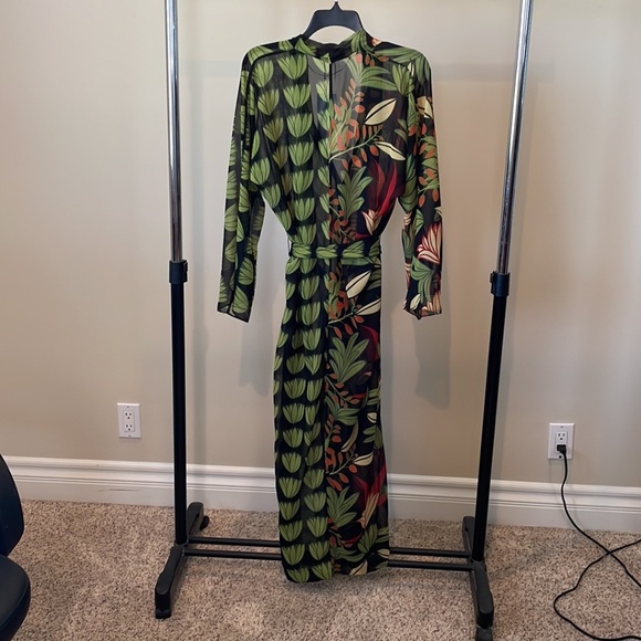 Zara Belted Flowy Floral Leaf Semi-sheer Button Down Maxi Dress - Picture 2 of 5